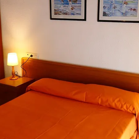 Rentalmar Aventura Salou Buitenkant foto